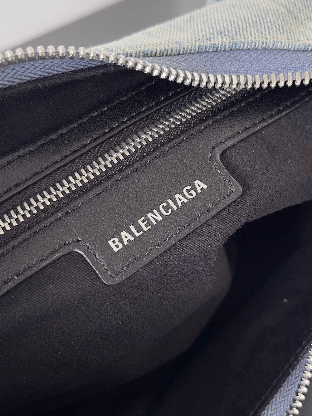 Dragons Bags Balenciaga Luxury Bag --111135
