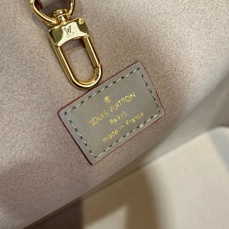 Dragons Bags ln Luxury Bag --59237