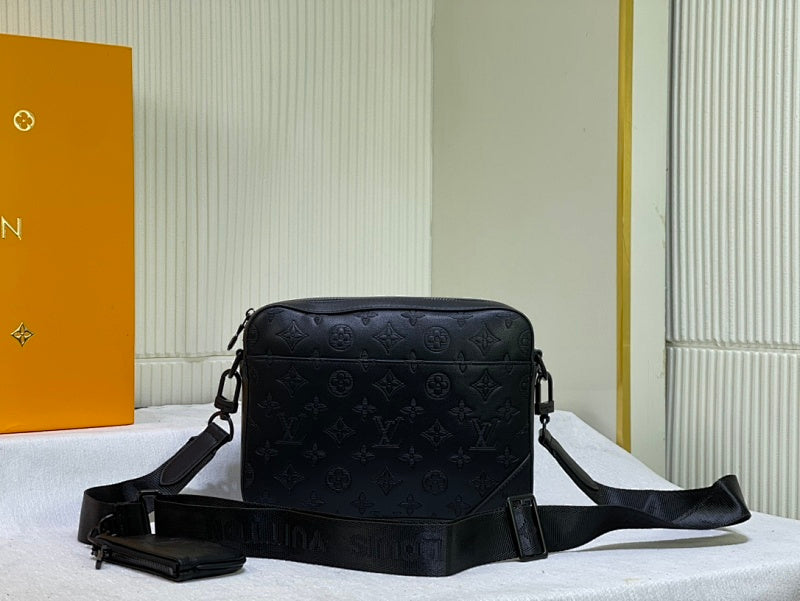 Dragons Bags ln Luxury Bag --70246