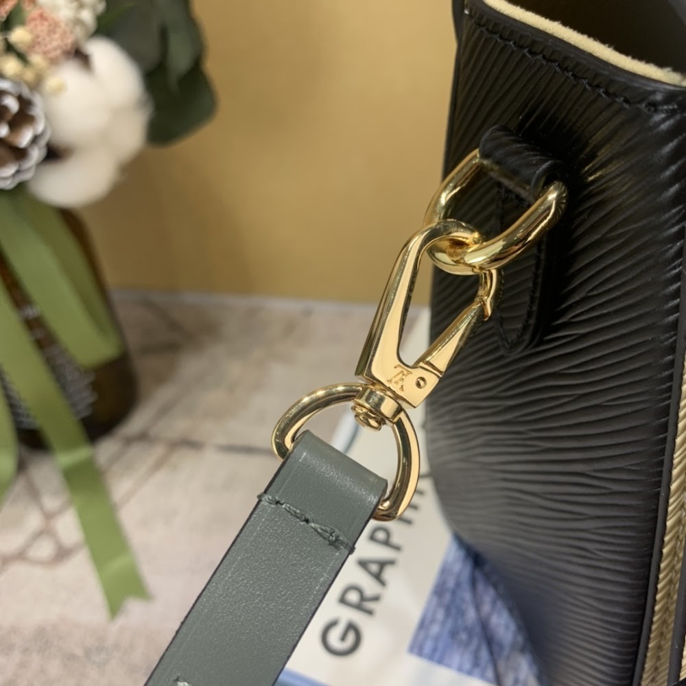 Dragons Bags ln Luxury Bag --59219
