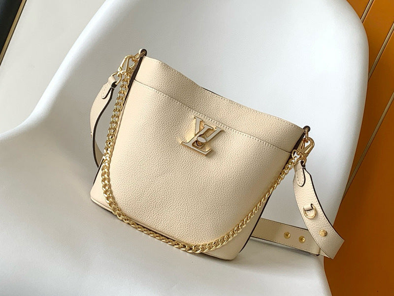 Dragons Bags ln Luxury Bag --81709