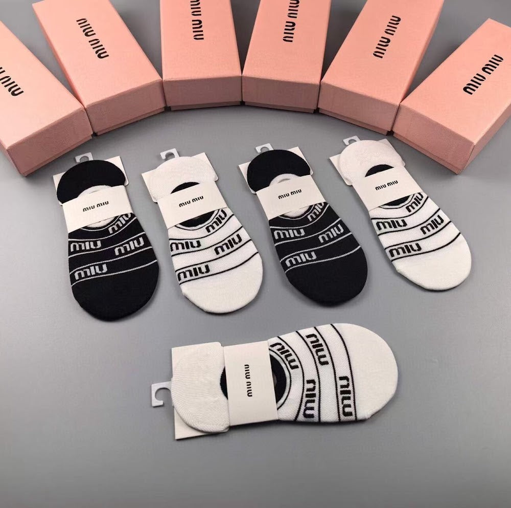 Dragons Bags Premium Luxury Socks --98362