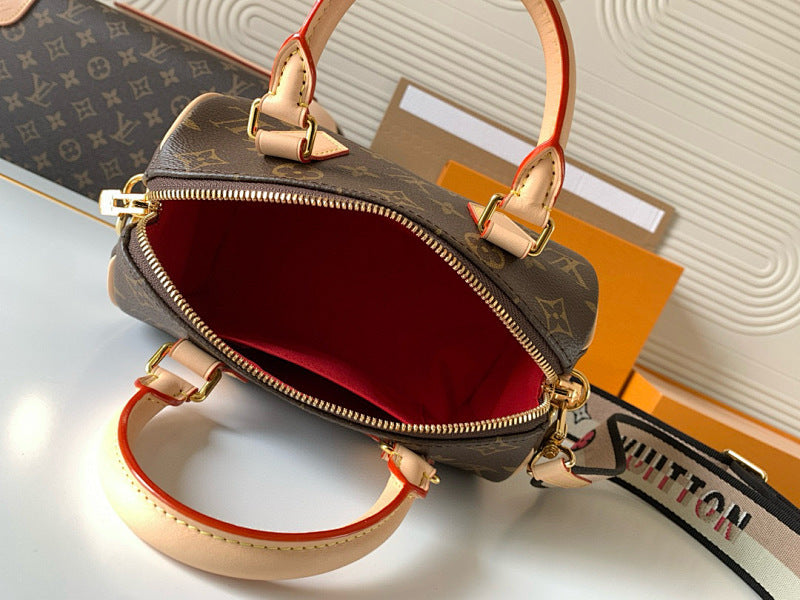 Dragons Bags ln Luxury Bag --81625