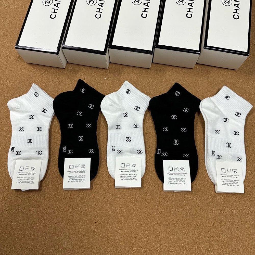 Dragons Bags Premium Luxury Socks --98680