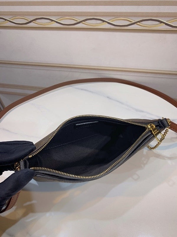 Dragons Bags ln Luxury Bag --59564