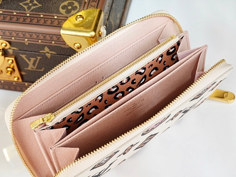 Dragons Bags ln Luxury Bag --66696