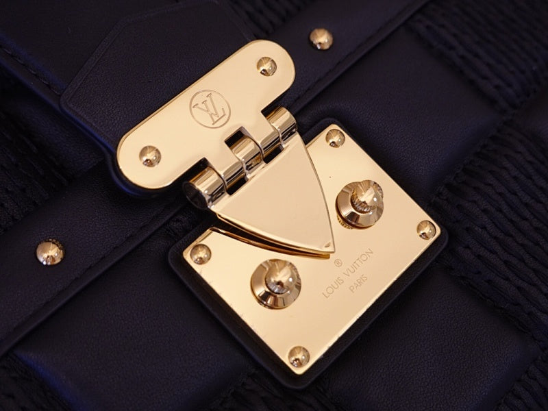 Dragons Bags ln Luxury Bag --60262