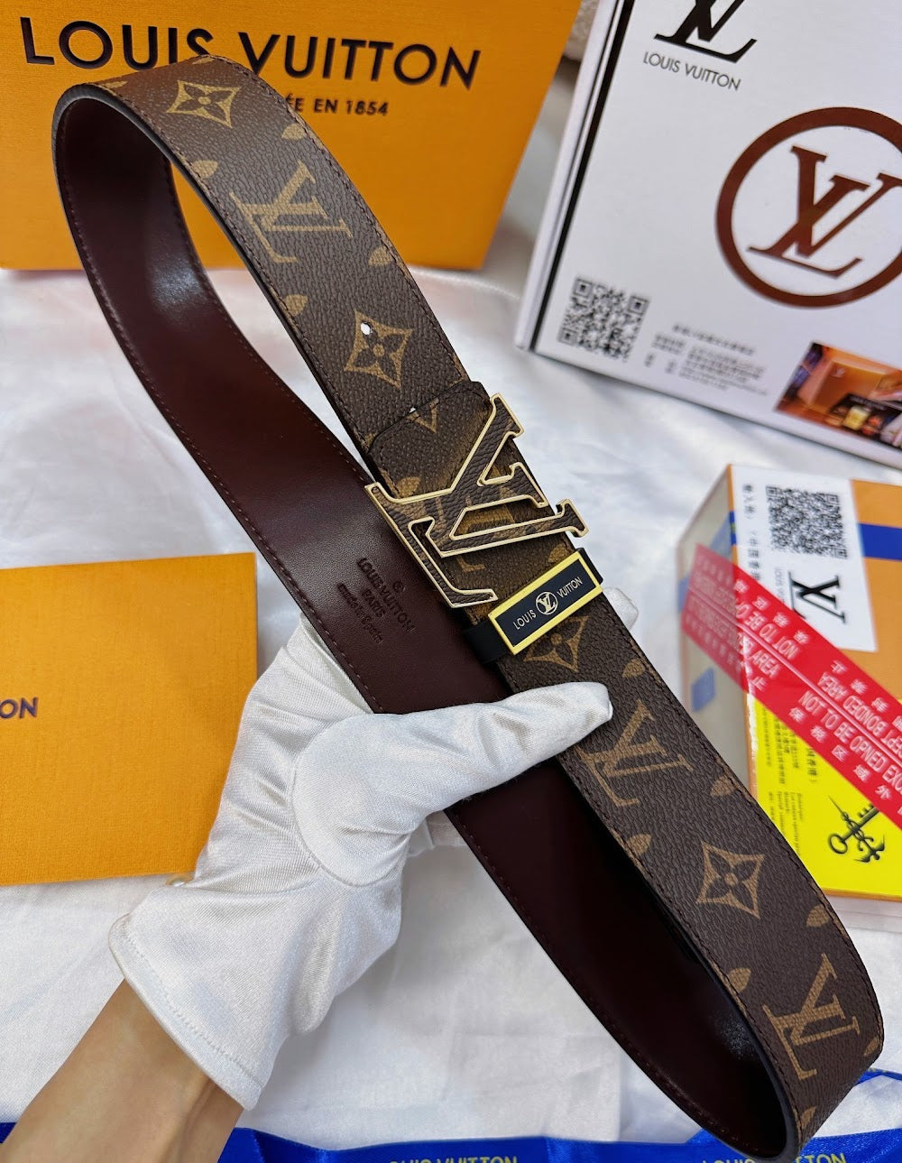 Dragons Bags ln Luxury Belt --110219