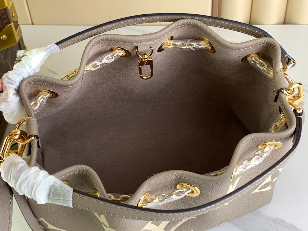 Dragons Bags ln Luxury Bag --62246