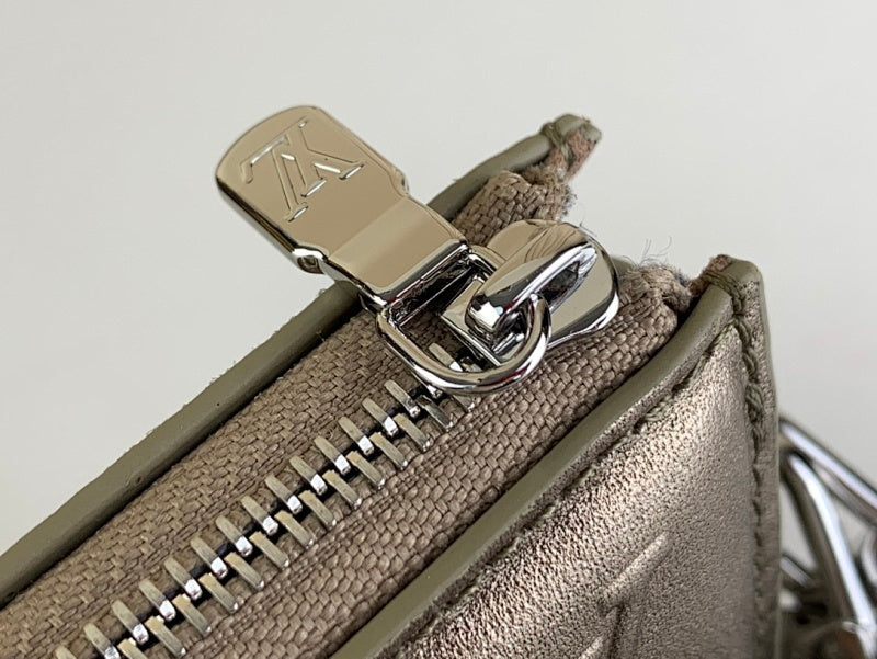 Dragons Bags ln Luxury Bag --61505