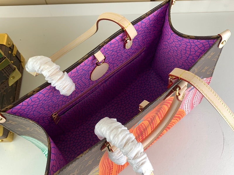 Dragons Bags ln Luxury Bag --61524