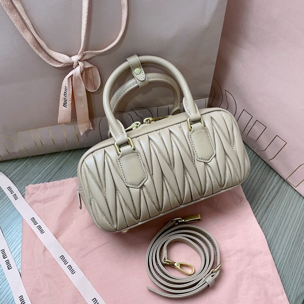 Dragons Bags Miun Miun Luxury Bag --122472