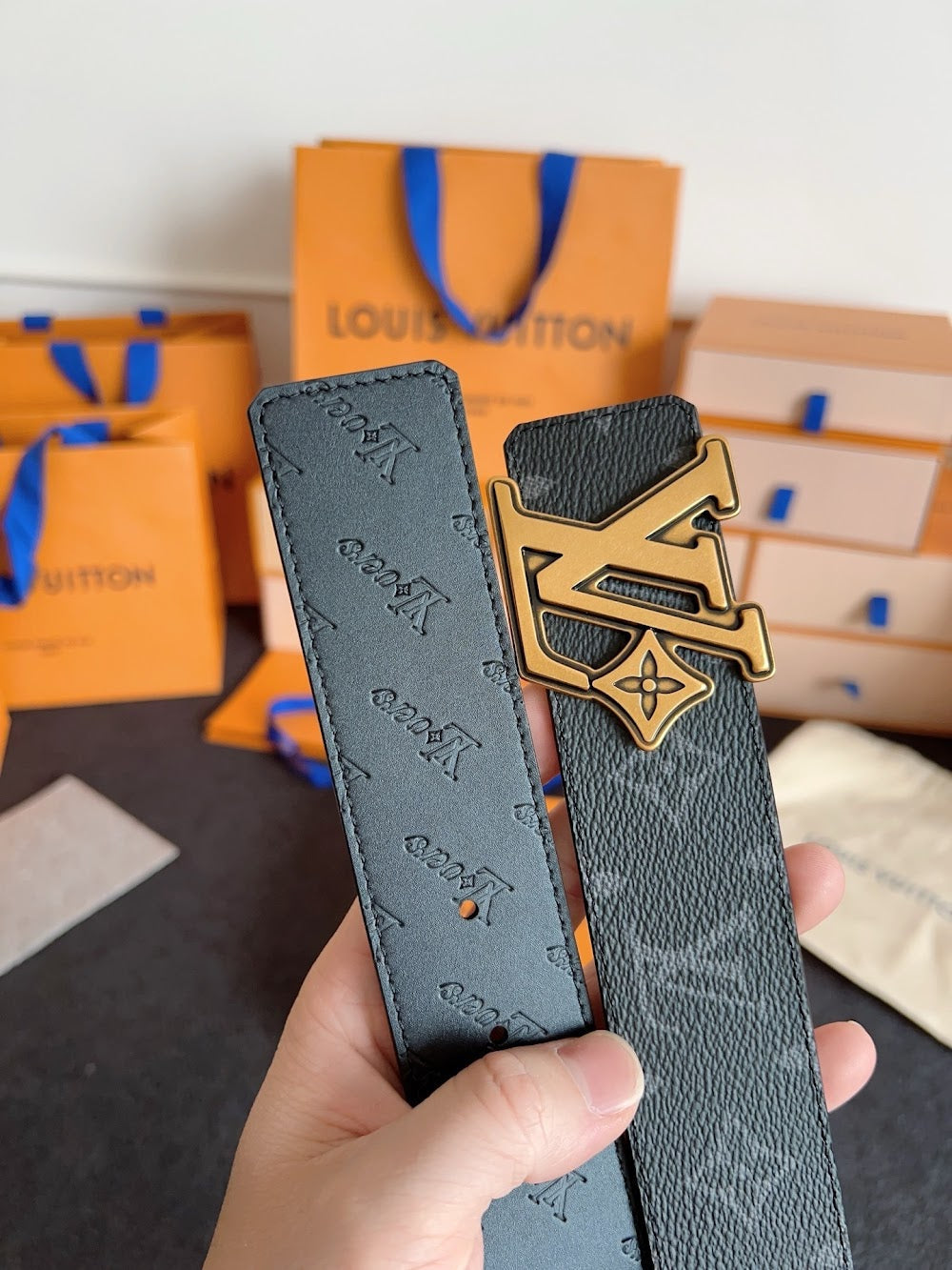 Dragons Bags ln Luxury Belt --100510