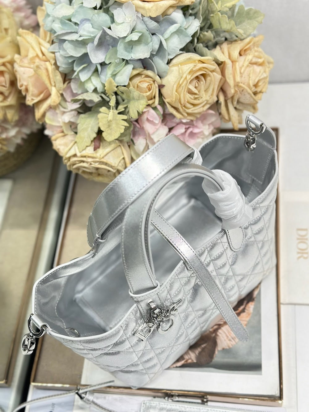 Dragons BagsDiorn Luxury Bag --115528