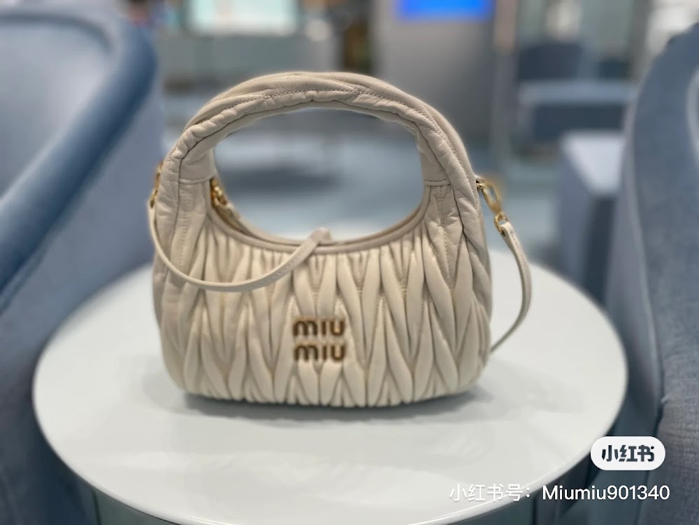 Dragons Bags Miun Miun Luxury Bag --123326