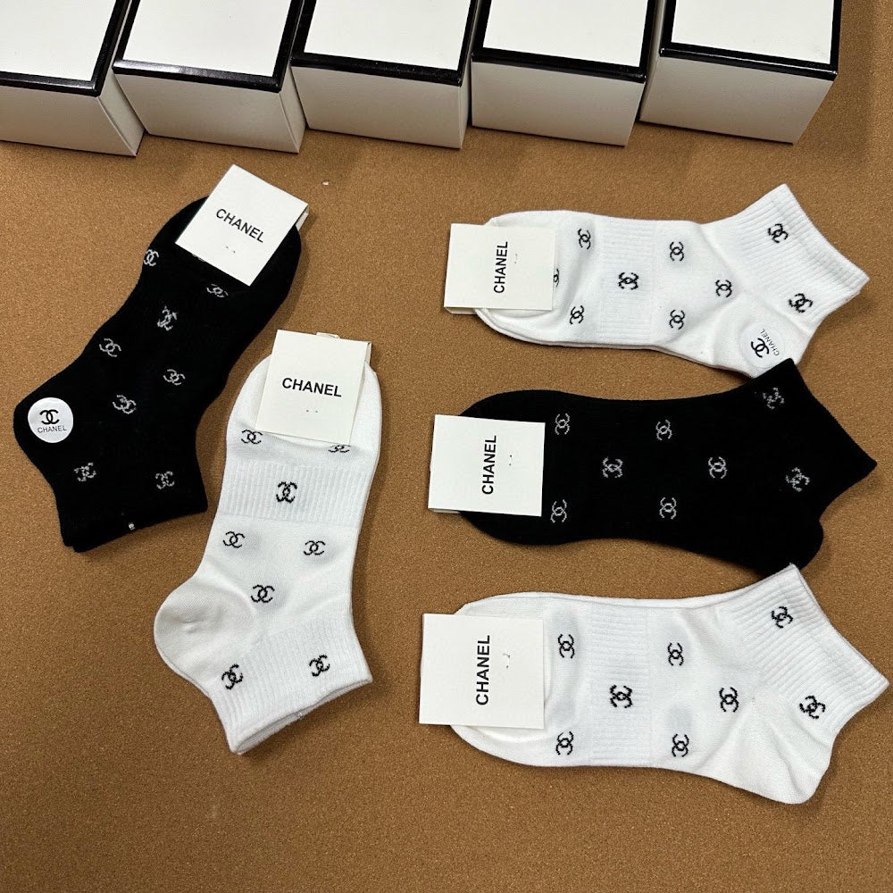 Dragons Bags Premium Luxury Socks --98680