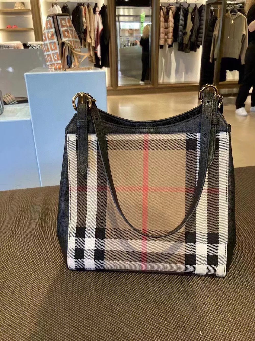 Dragons Bags Burberryn Luxury Bag --91819
