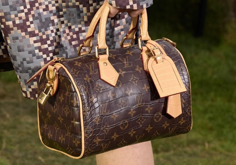 Dragons Bags ln Luxury Bag --97147