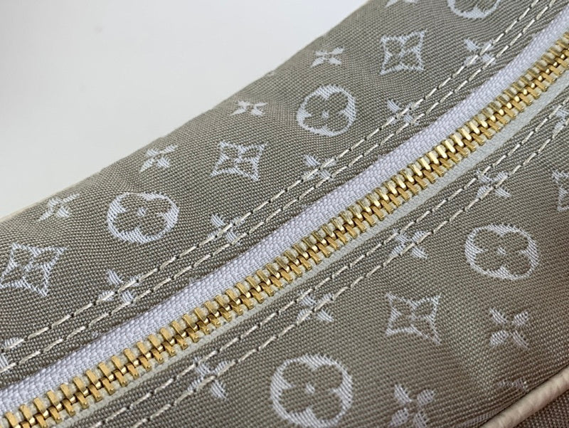 Dragons Bags ln Luxury Bag --68211