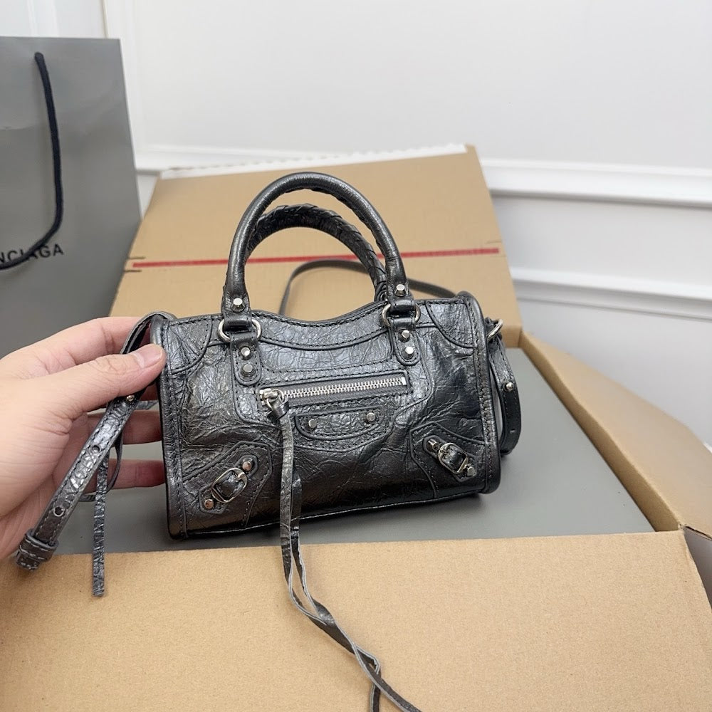 Dragons Bags Balenciaga Luxury Bag --110850