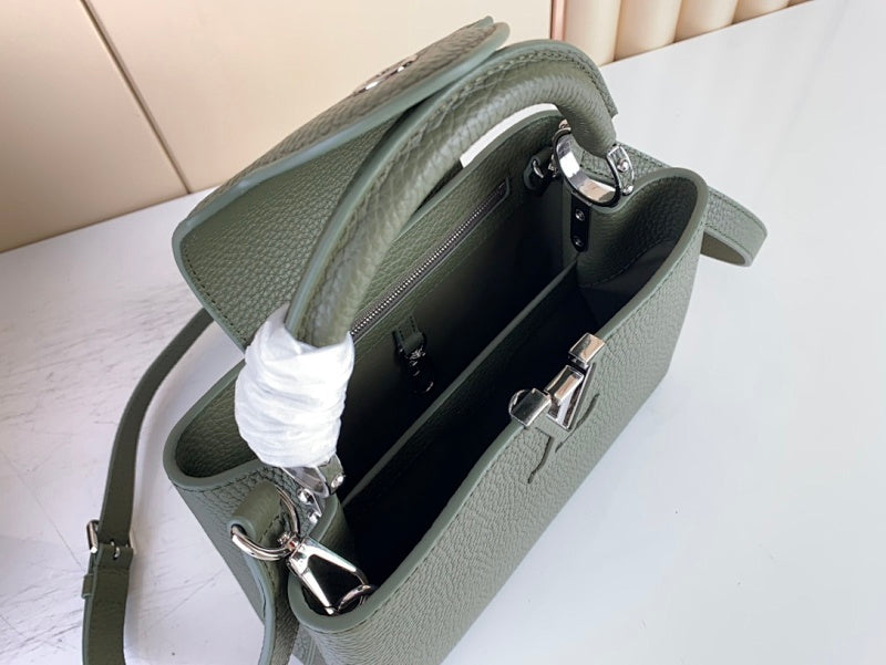 Dragons Bags ln Luxury Bag --60726