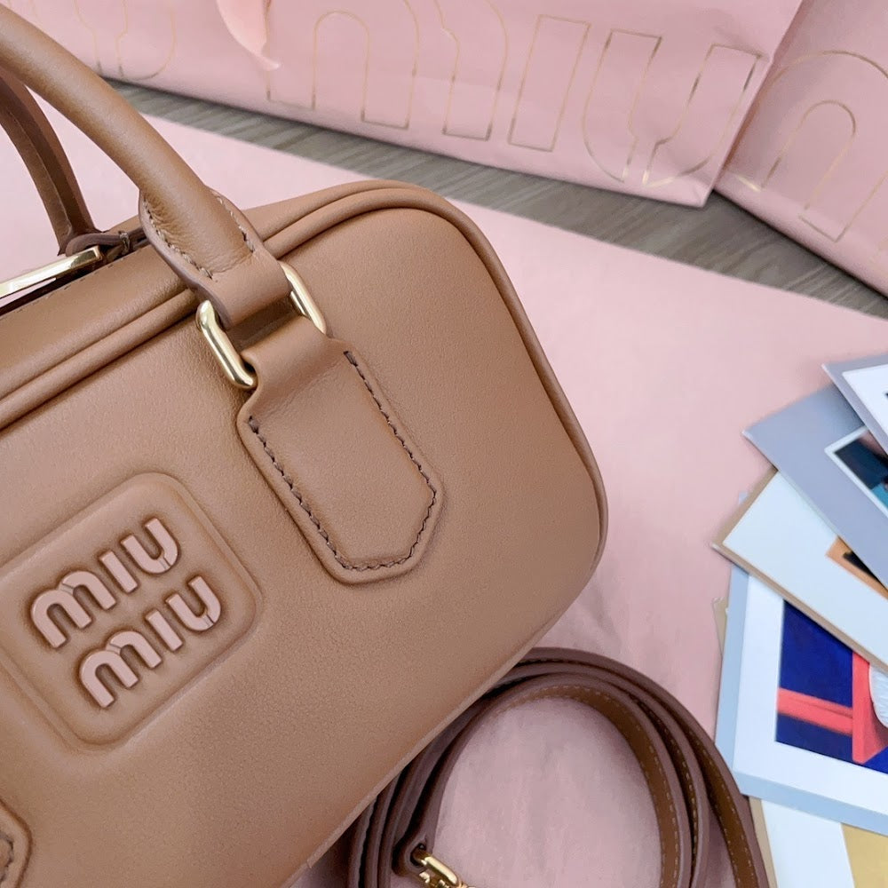 Dragons Bags Miun Miun Luxury Bag --122941