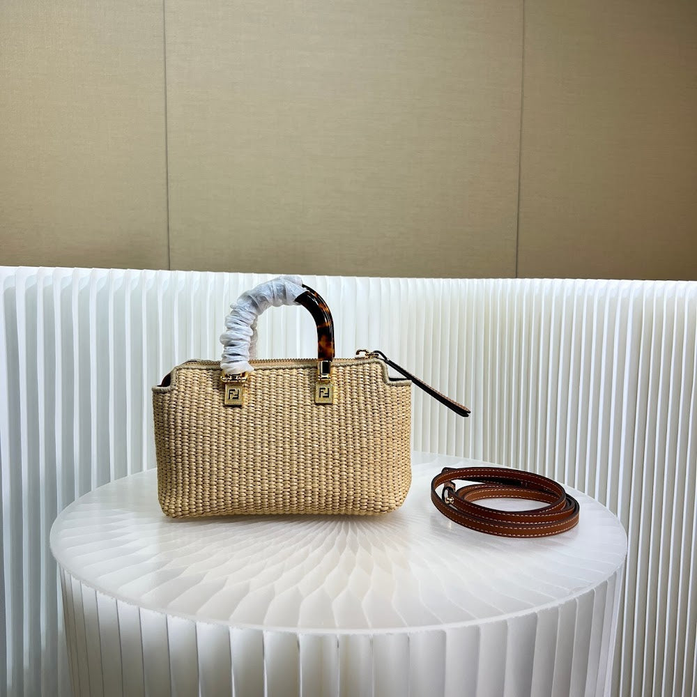 new-luxury-designer-bags-nm15676