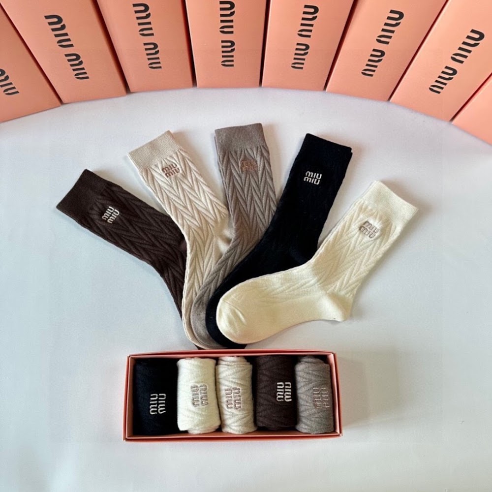 Dragons Bags Premium Luxury Socks --98016