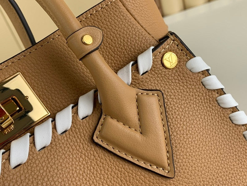 Dragons Bags ln Luxury Bag --56298