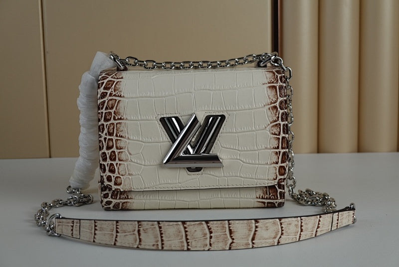 Dragons Bags ln Luxury Bag --67796