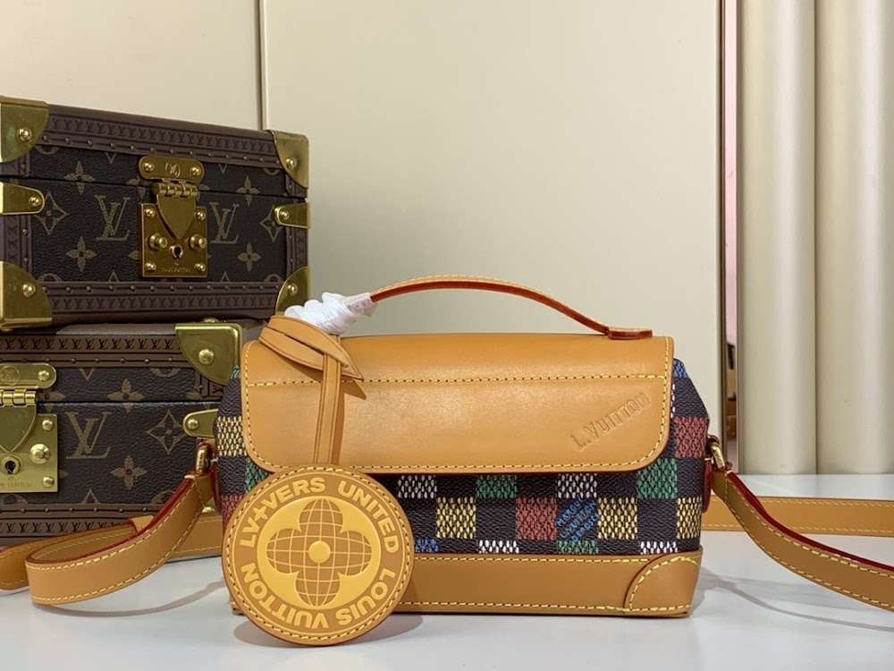 Dragons Bags ln Luxury Bag --62695