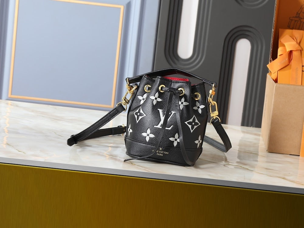 Dragons Bags ln Luxury Bag --77733