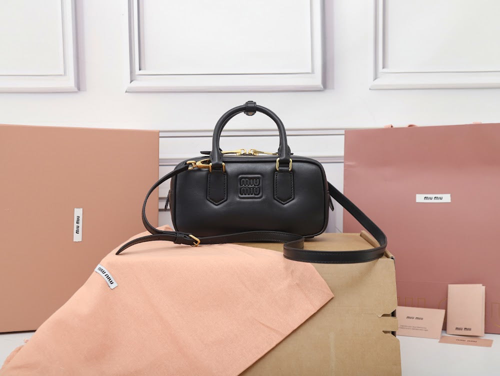 Dragons Bags Miun Miun Luxury Bag --123439