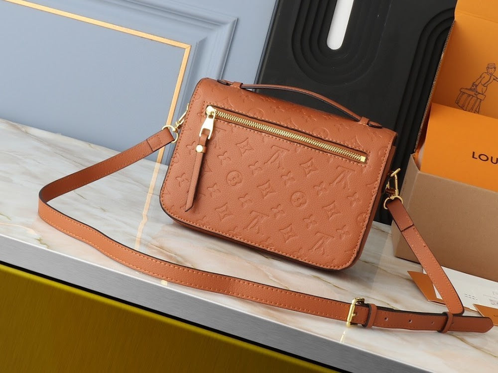 Dragons Bags ln Luxury Bag --76352