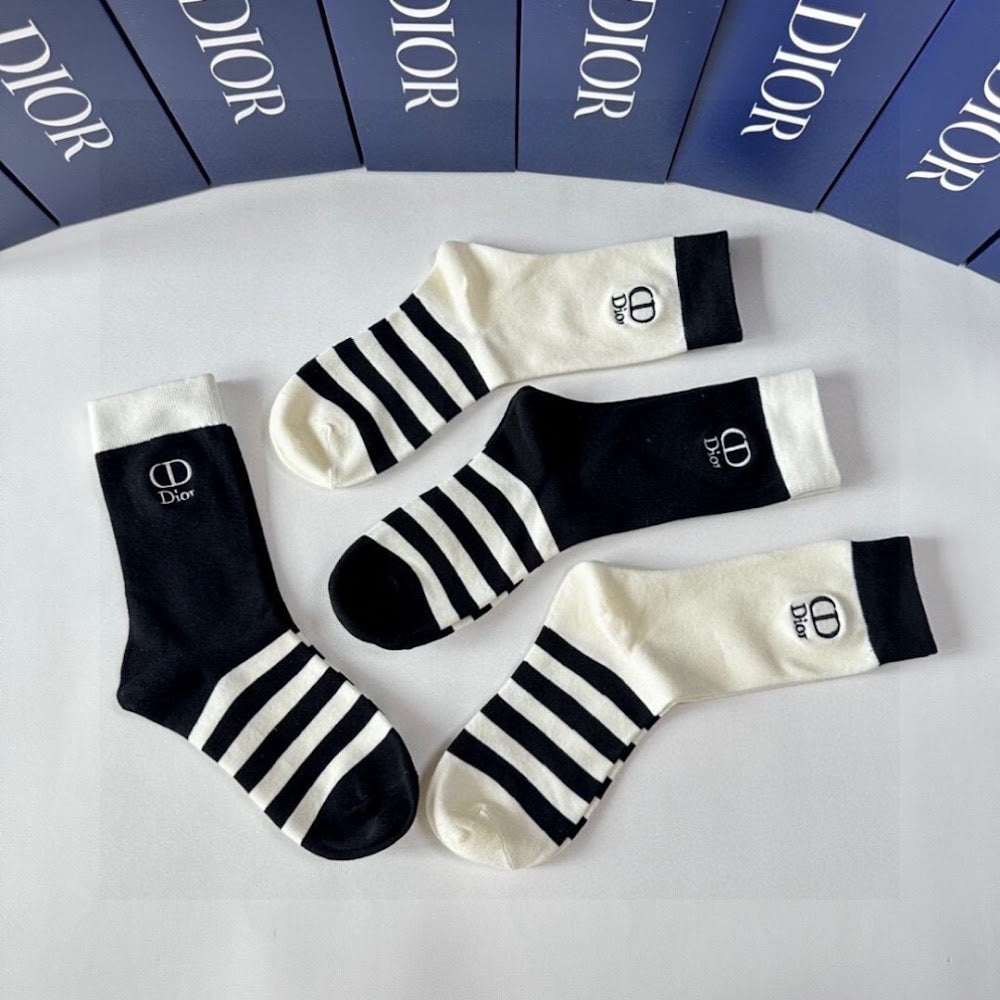 Dragons Bags Premium Luxury Socks --97957