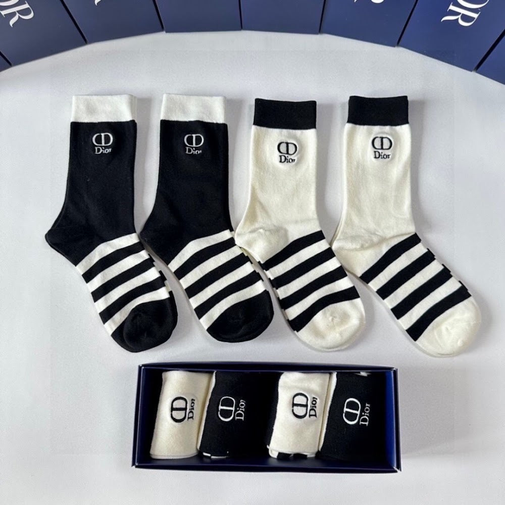 Dragons Bags Premium Luxury Socks --97957