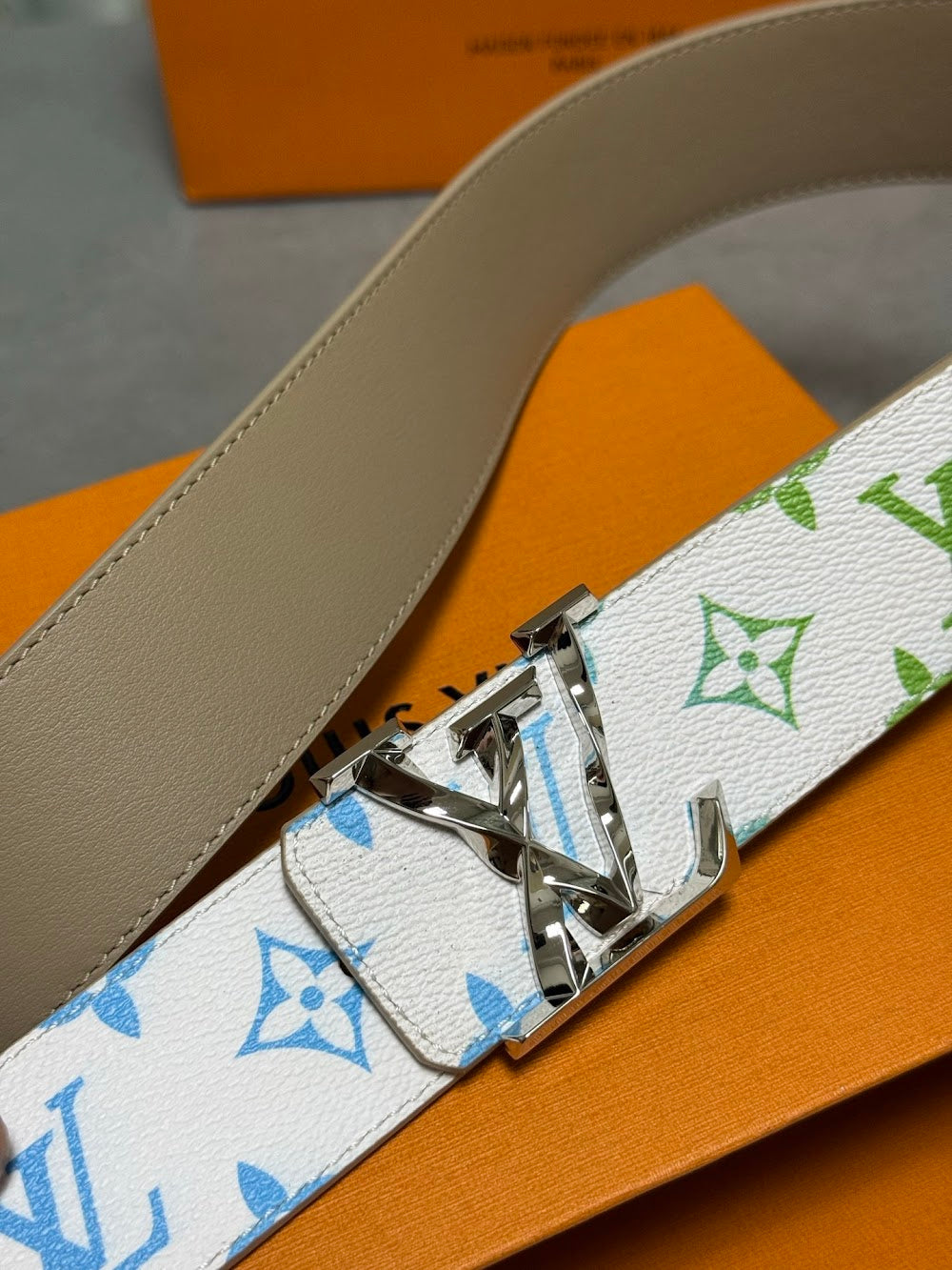 Dragons Bags ln Luxury Belt --100450