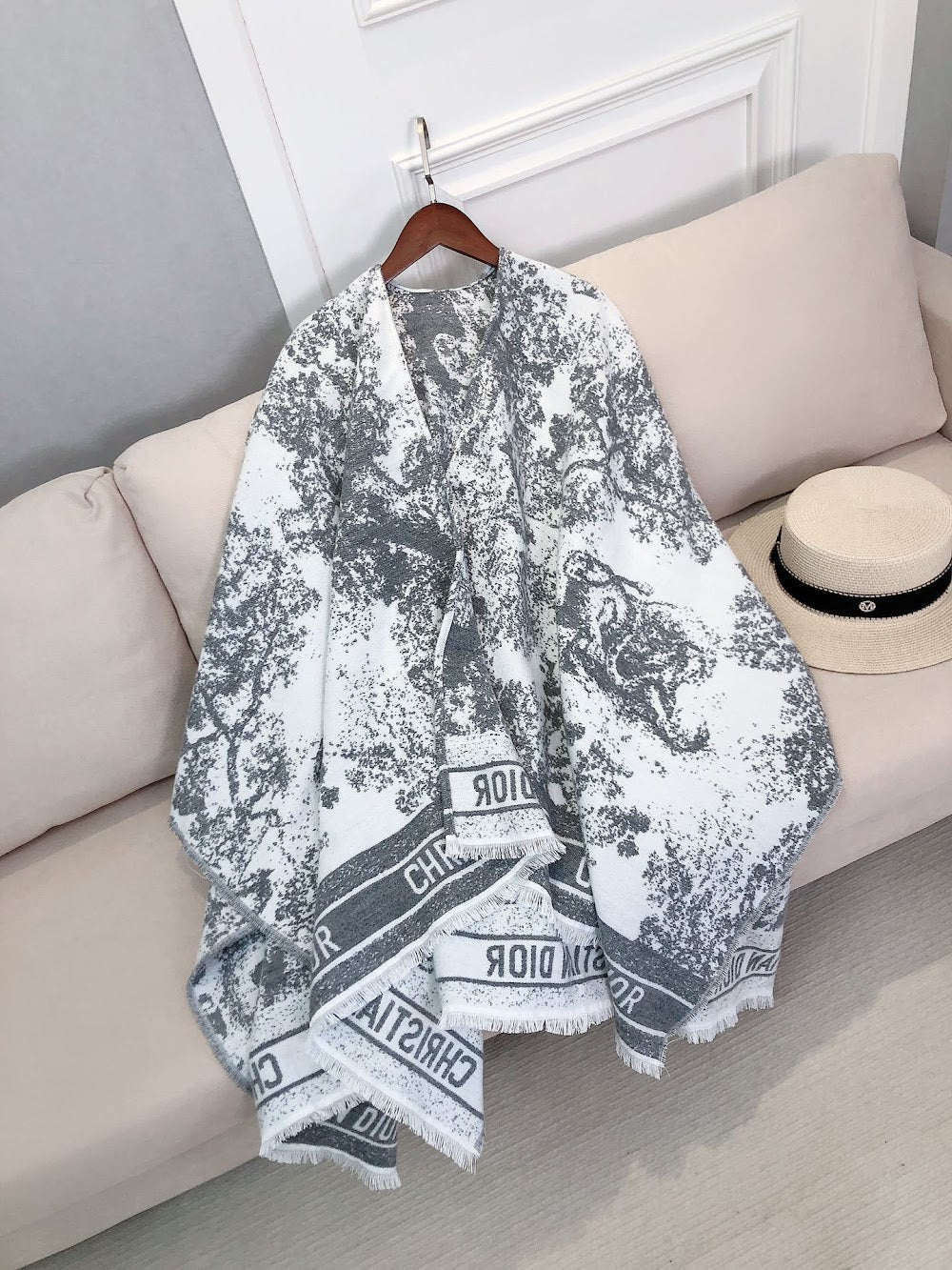 Dragons Bags Premium Designer Scarf --98794