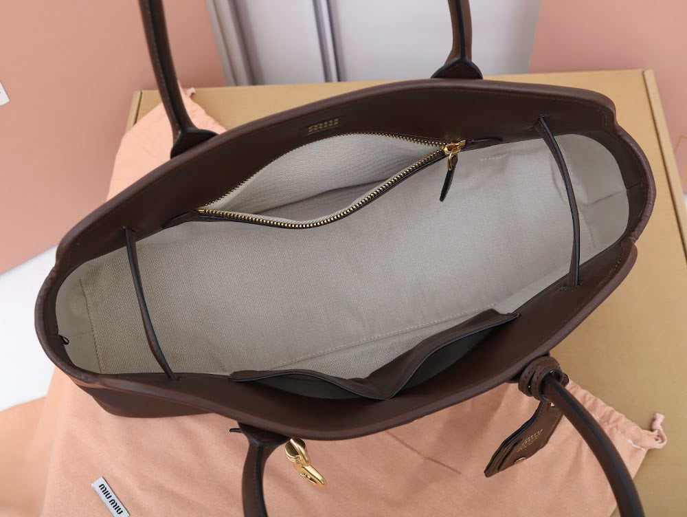 Dragons Bags Miun Miun Luxury Bag --123366