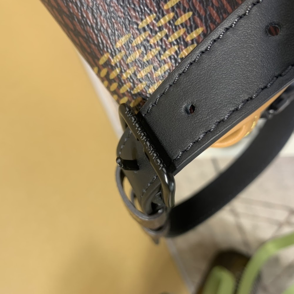 Dragons Bags ln Luxury Bag --59202