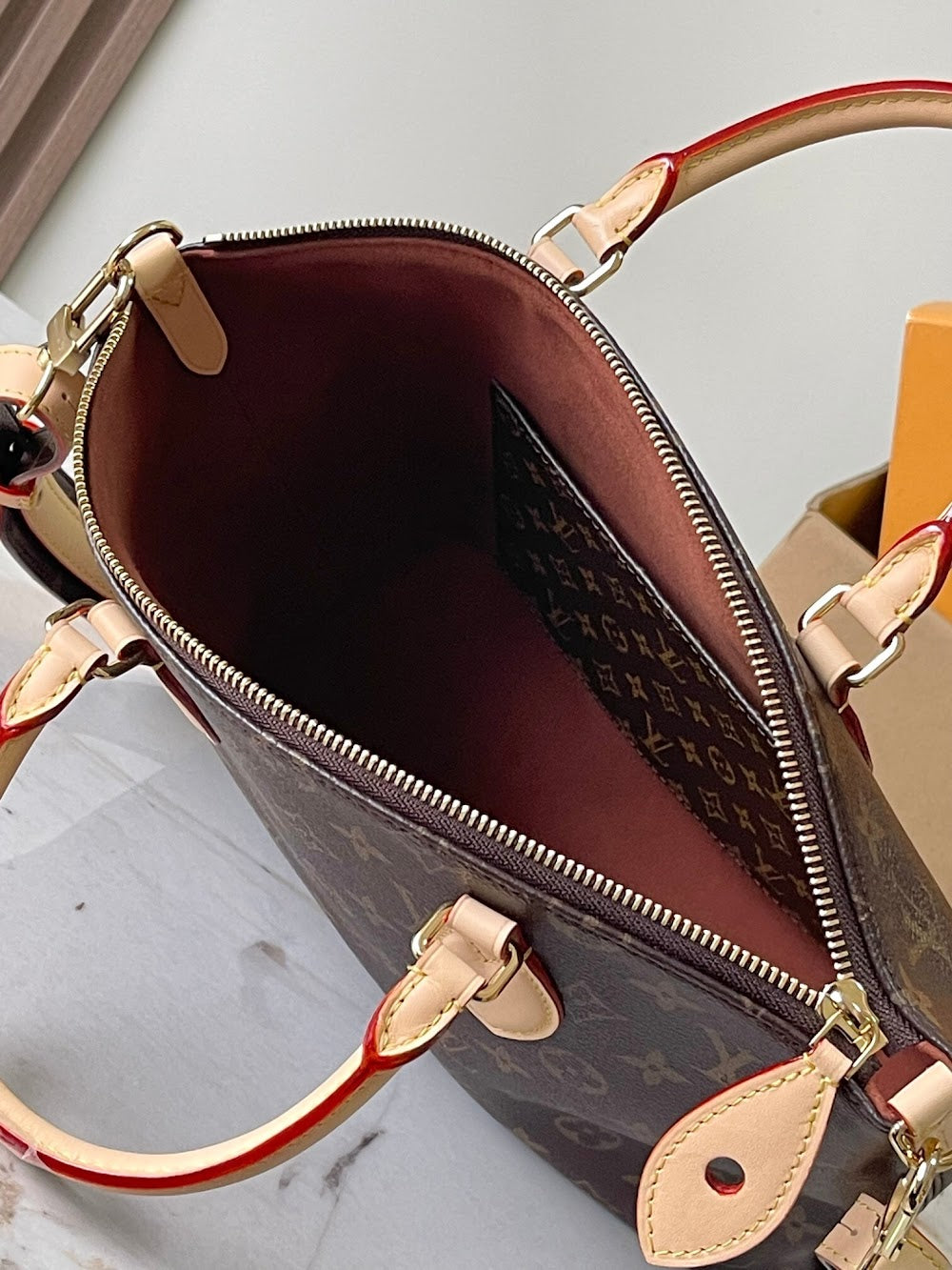 Dragons Bags ln Luxury Bag --95630