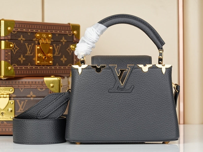 Dragons Bags ln Luxury Bag --66772