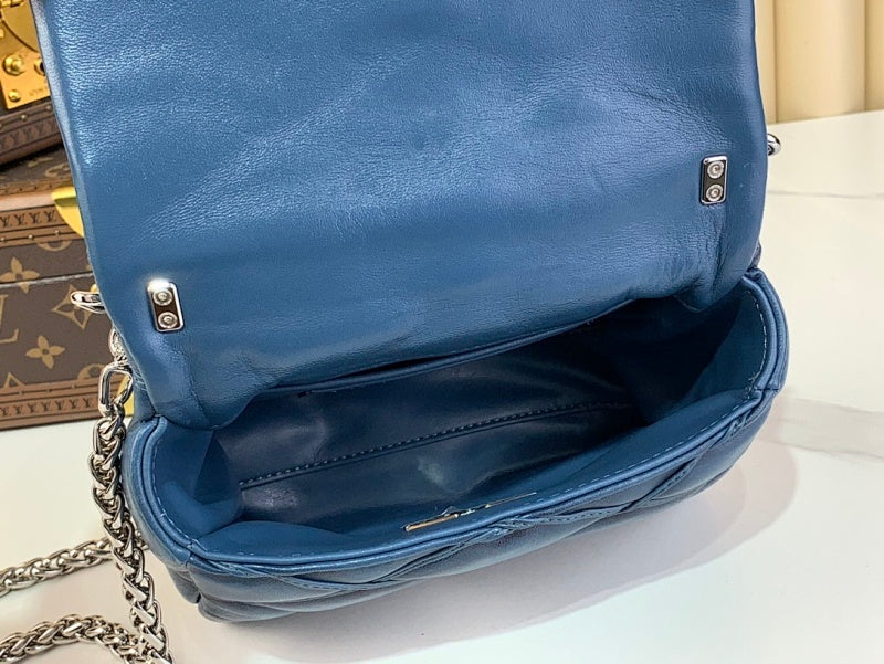 Dragons Bags ln Luxury Bag --62545