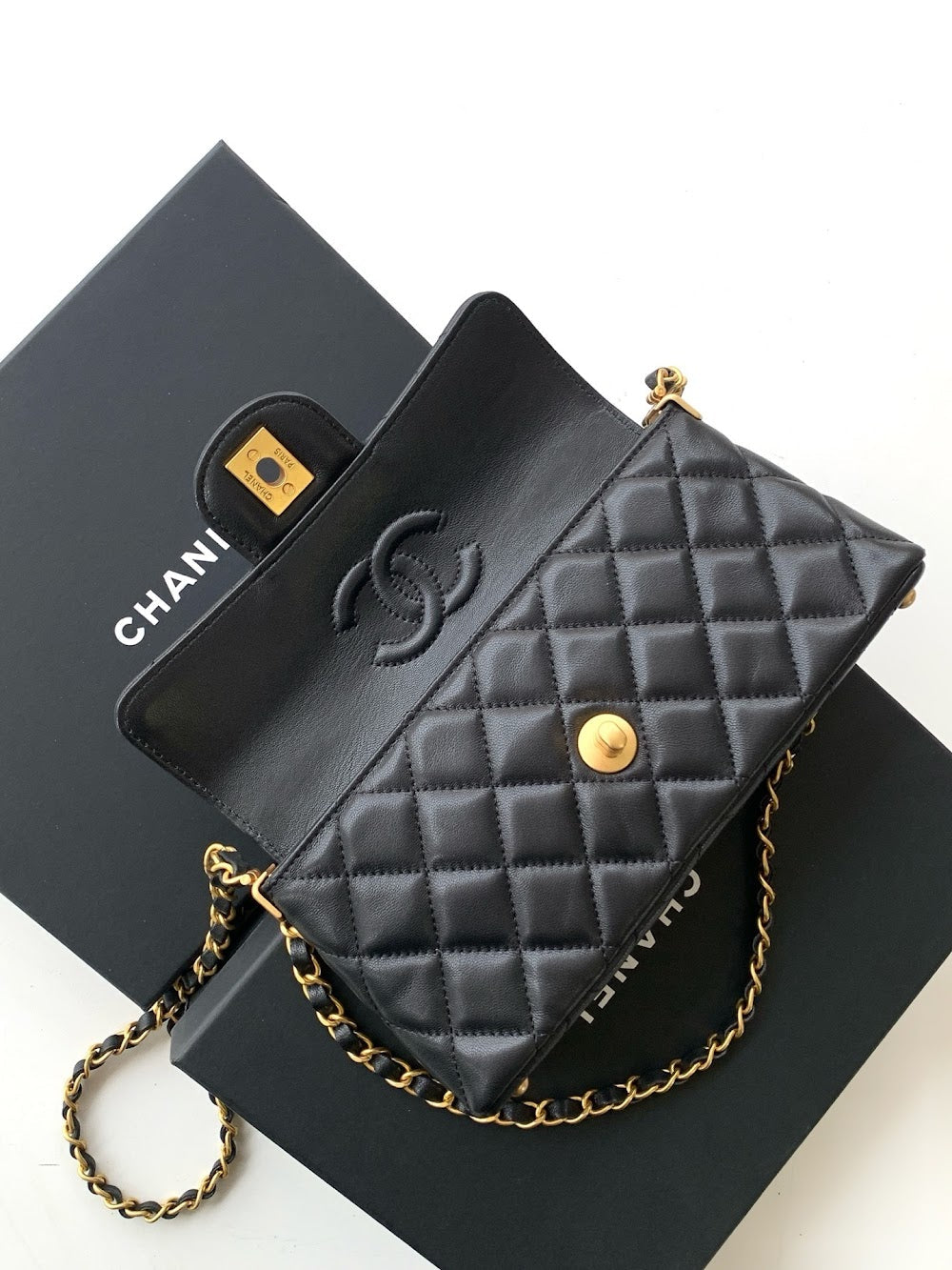 new-designer-premium-bags-nm9620