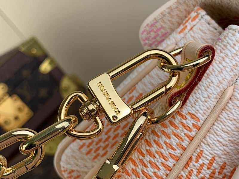 Dragons Bags ln Luxury Bag --68867