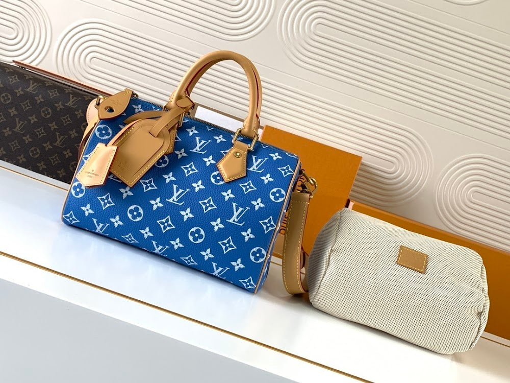 Dragons Bags ln Luxury Bag --81637
