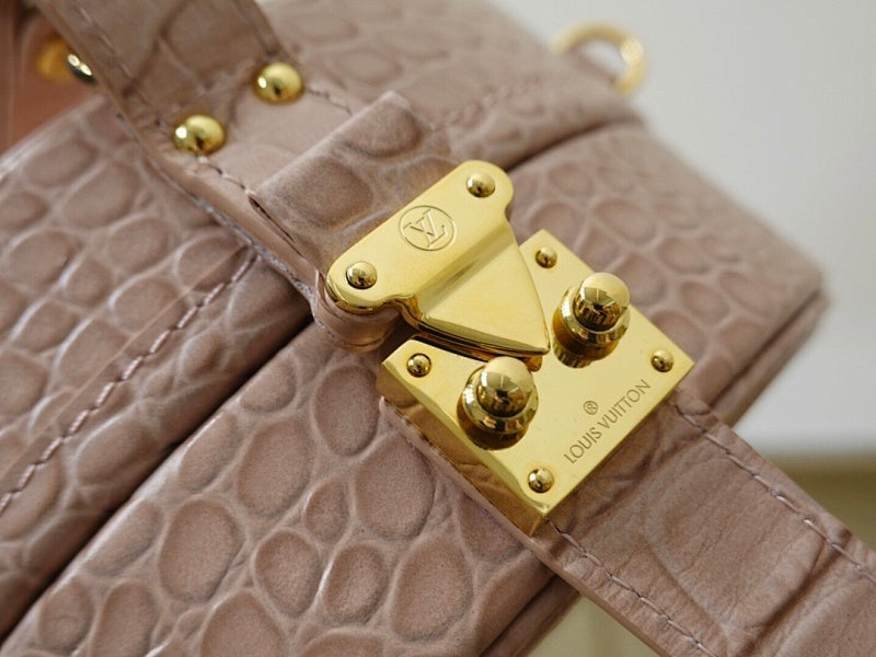 Dragons Bags ln Luxury Bag --66555