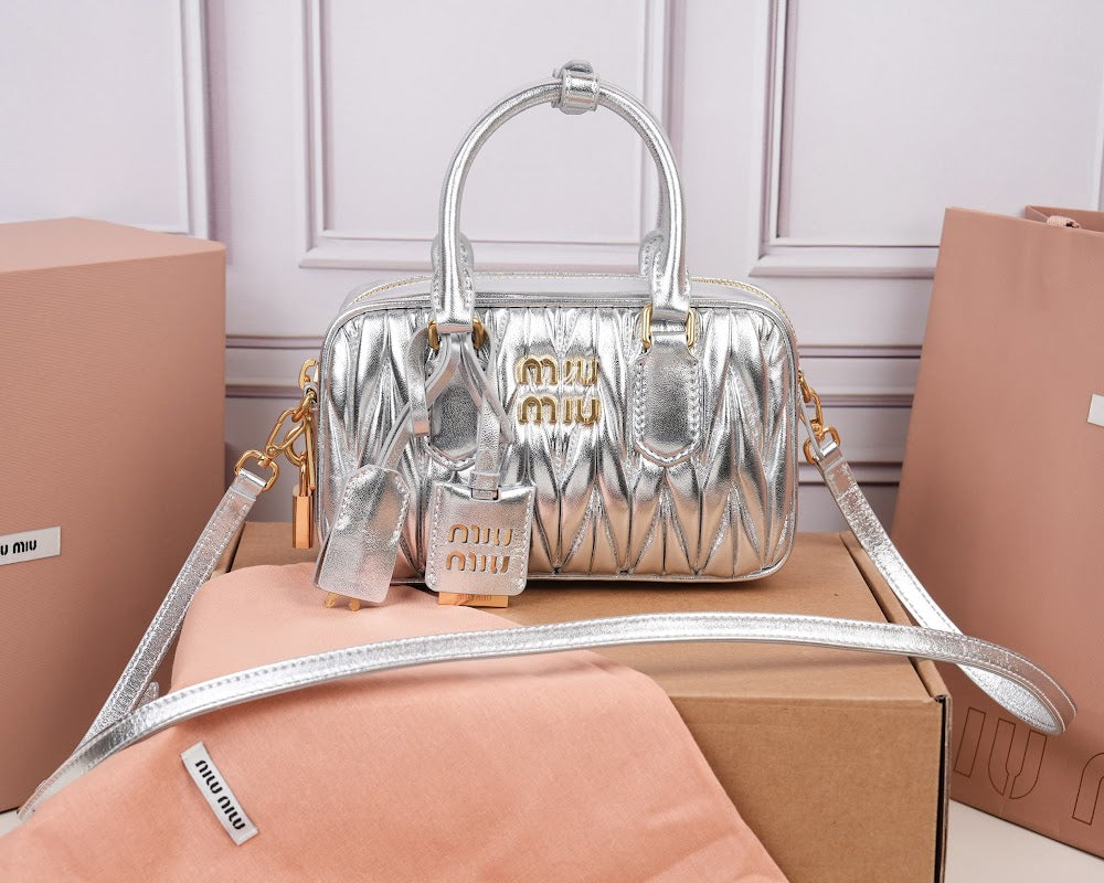 Dragons Bags Miun Miun Luxury Bag --123060