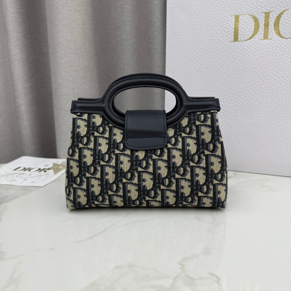 Dragons BagsDiorn Luxury Bag --116109