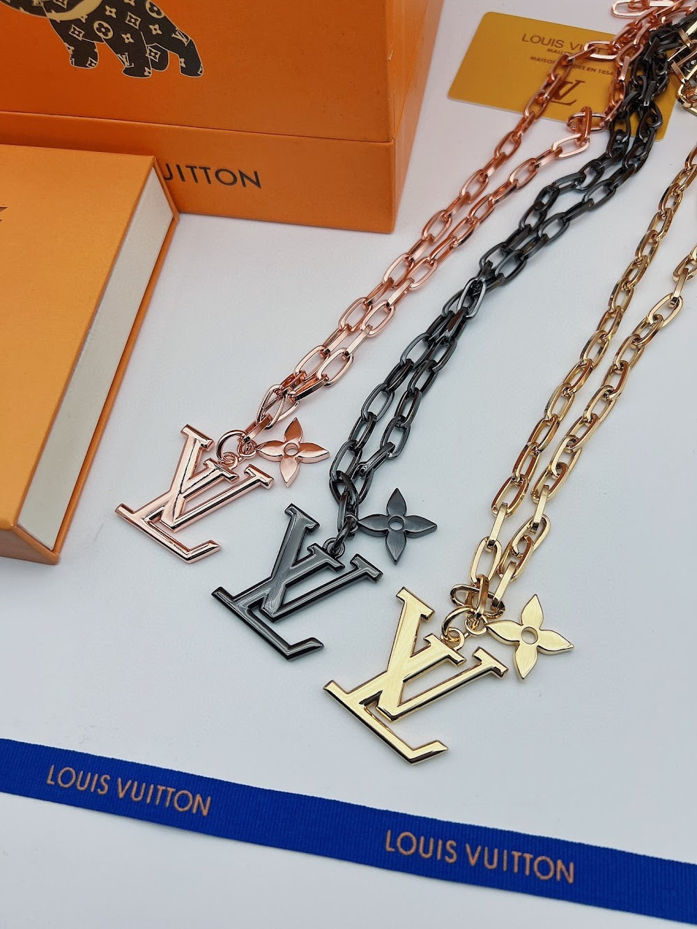 Dragons Bags Luxury Necklace --55555